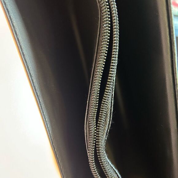 Elegant Pink Shoulder Bag New - Picture 7 of 7